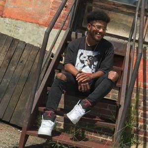 Meet your Posher, Evan